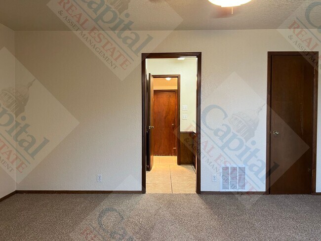 Building Photo - Welcome Home!