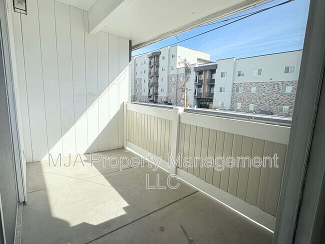 Building Photo - 2640 W 3800 S