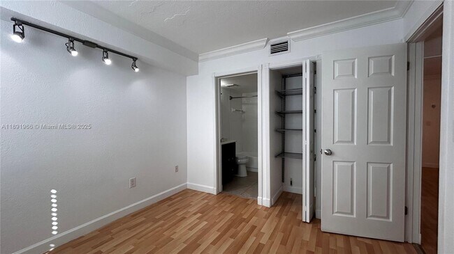 Building Photo - 2575 SW 27th Ave