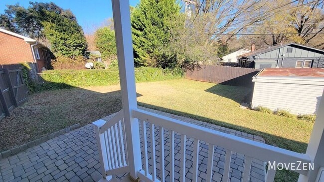 Building Photo - 1200 Dresden Dr W