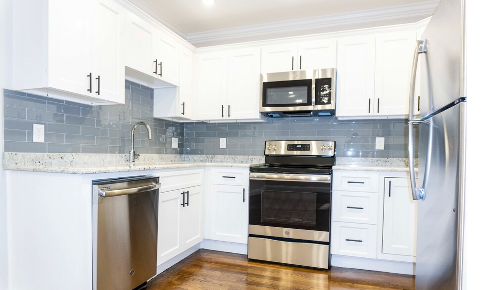 Primary Photo - 75 Morris St