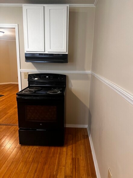 Building Photo - 3607 Sink Valley Rd