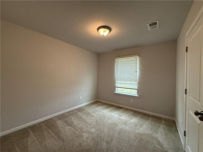 Building Photo - 5839 Wheeler Ridge Rd