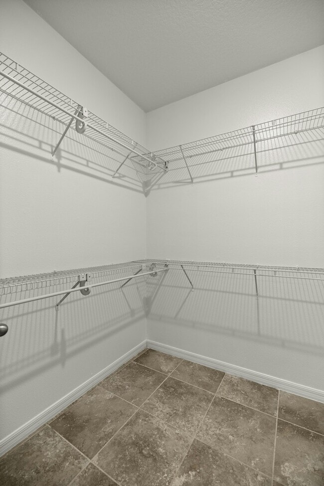 Building Photo - 5023 SW 58th Pl