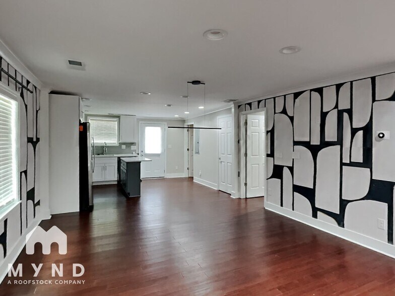 Building Photo - 963 Sims Ave NW