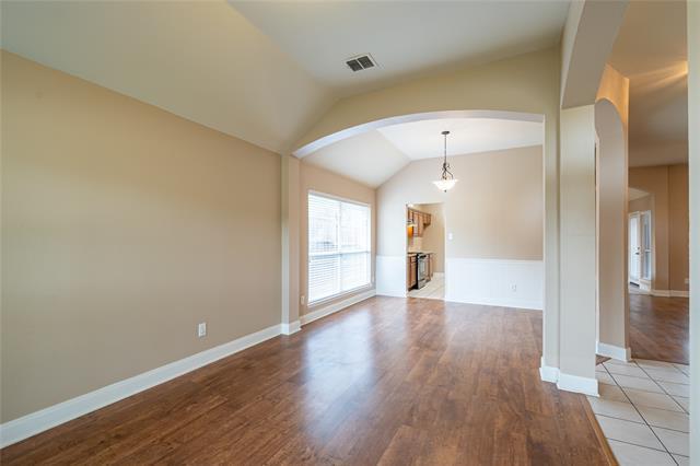 Building Photo - 6309 Essex Ln