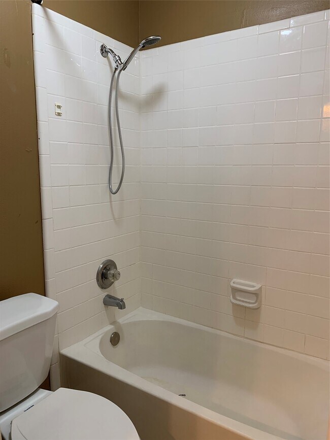 Building Photo - 20703 Riviere Ln