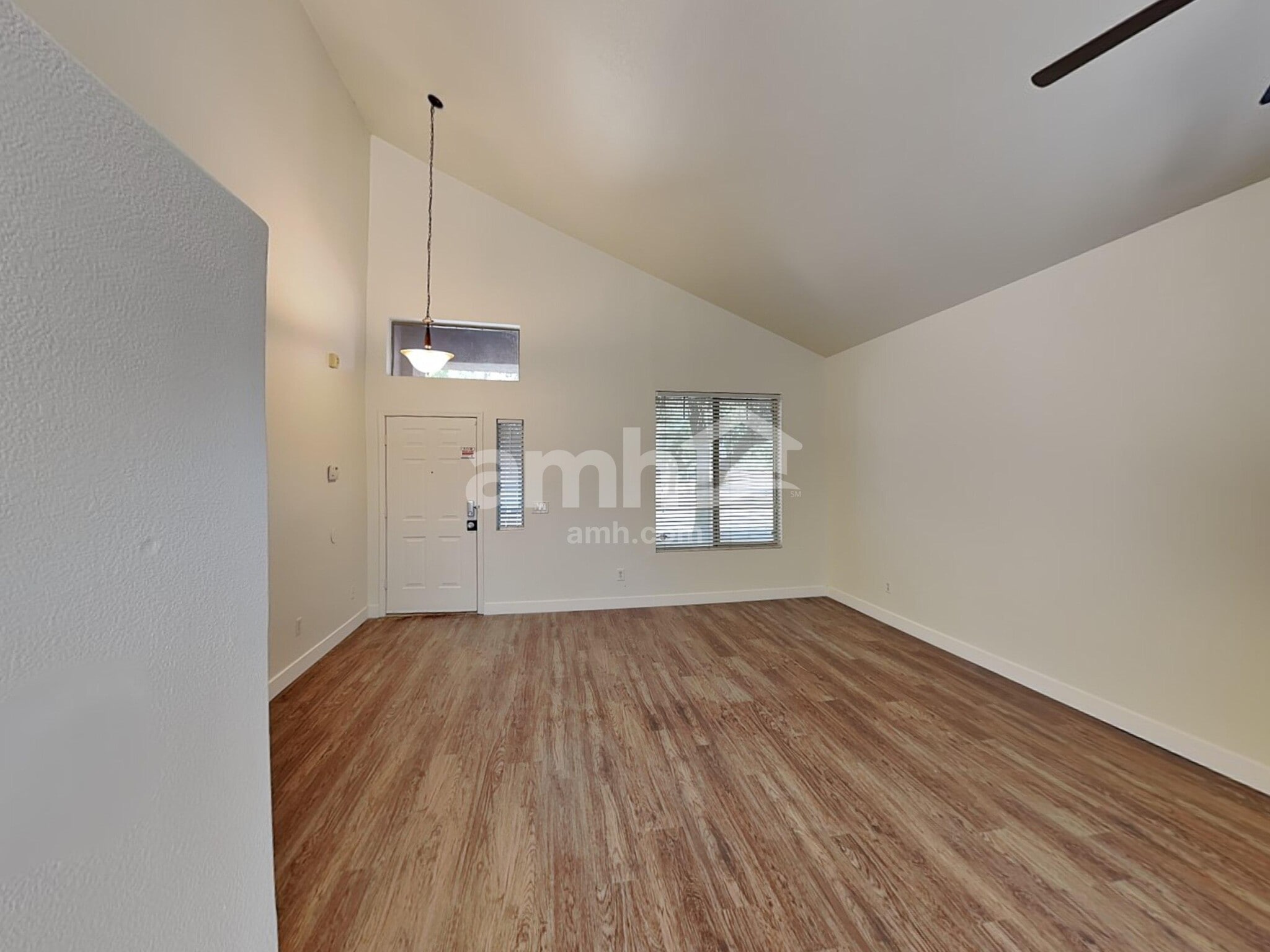 Building Photo - 3531 N 105th Ln