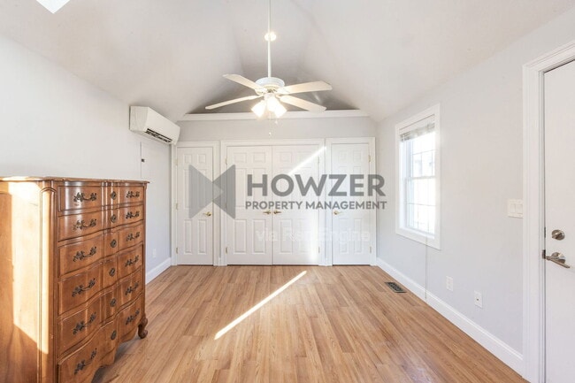 Building Photo - 1 Wimbledon Dr