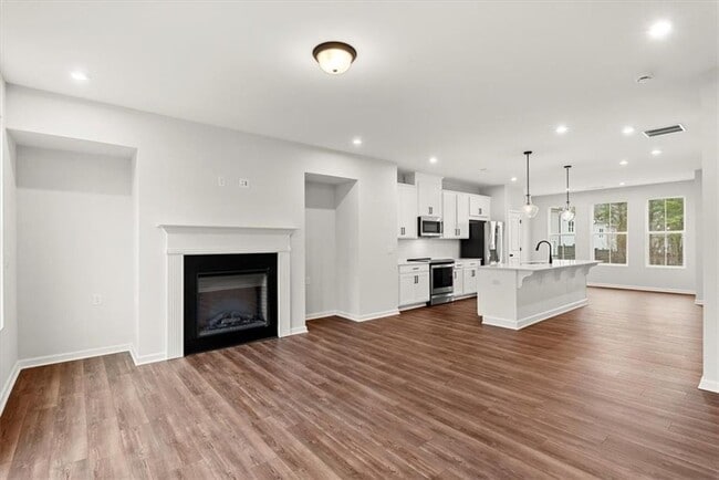 Building Photo - 741 Payton Ln