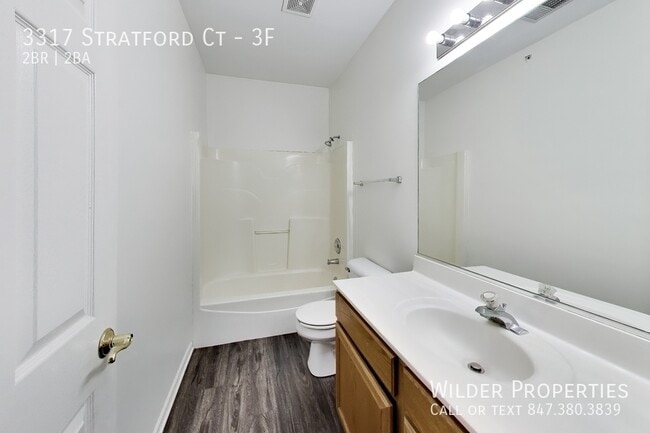 Building Photo - 3317 Stratford Ct