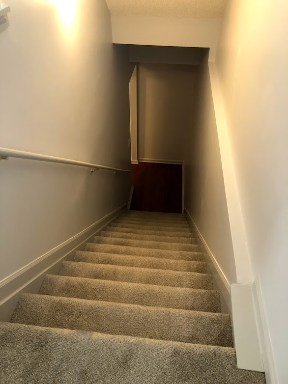 Stairs to Downstairs - 601 Market Place Ln