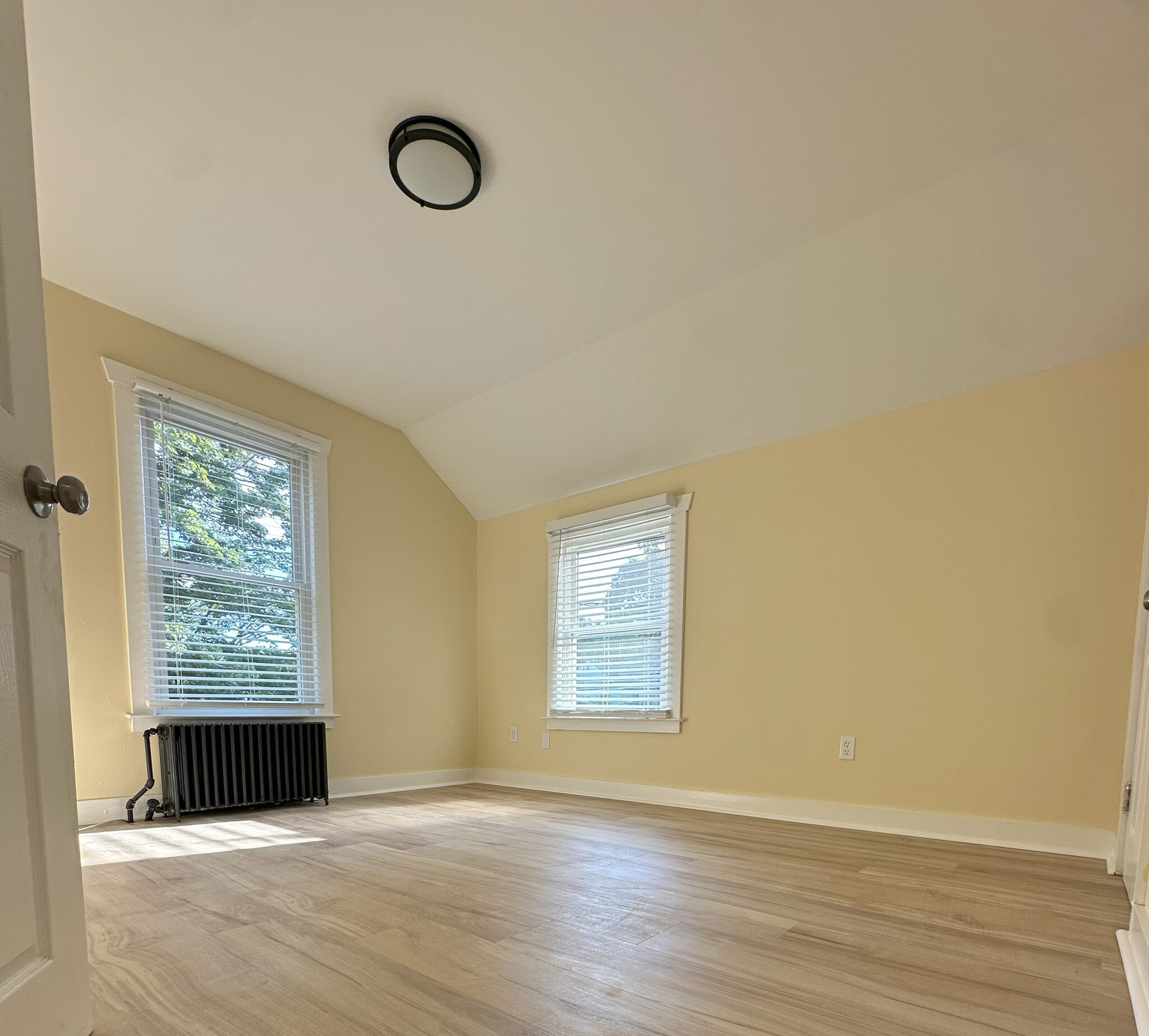 Bedroom 1 - 84 George St