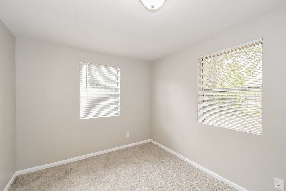 Building Photo - 2240 Grand St