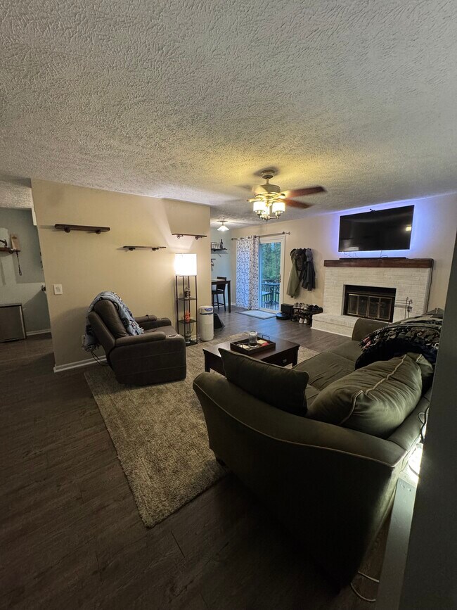 Building Photo - 1510 Jacqueline Dr