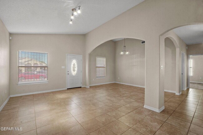 Building Photo - 3148 Sunny Prairie Dr