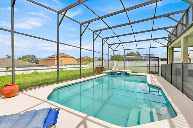 Building Photo - 155 Waltham Ct