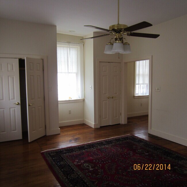 Master bedroom - 120 W Main St