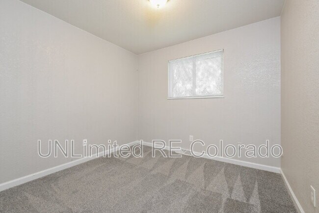 Building Photo - 9866 Lafayette St