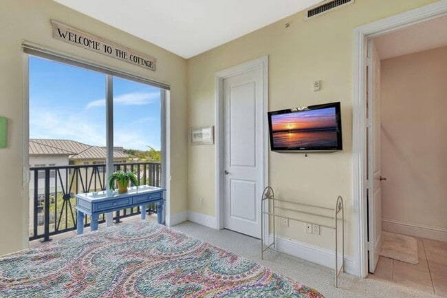 Building Photo - 3120 E Latitude Cir