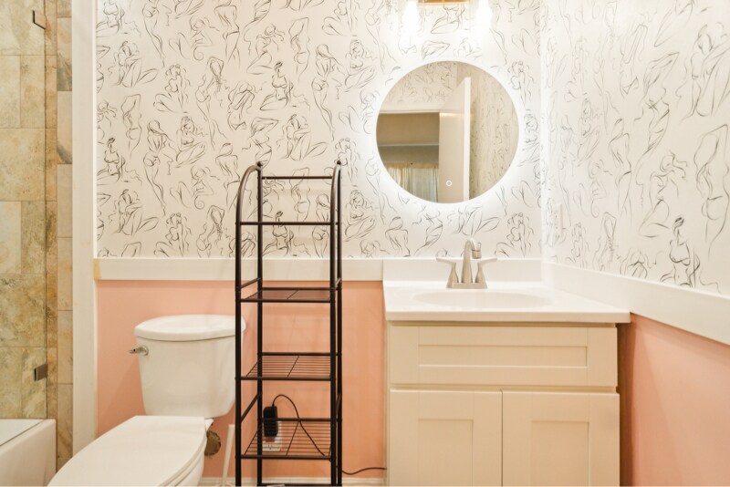 Building Photo - 1519 W 37th Pl