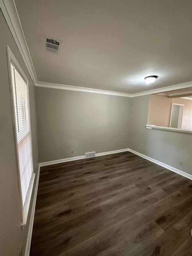 Building Photo - 2760 Bragg Ln