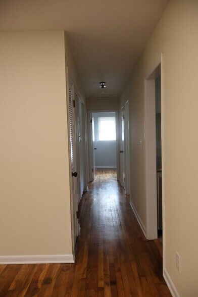 Building Photo - 101 Stanley Dr