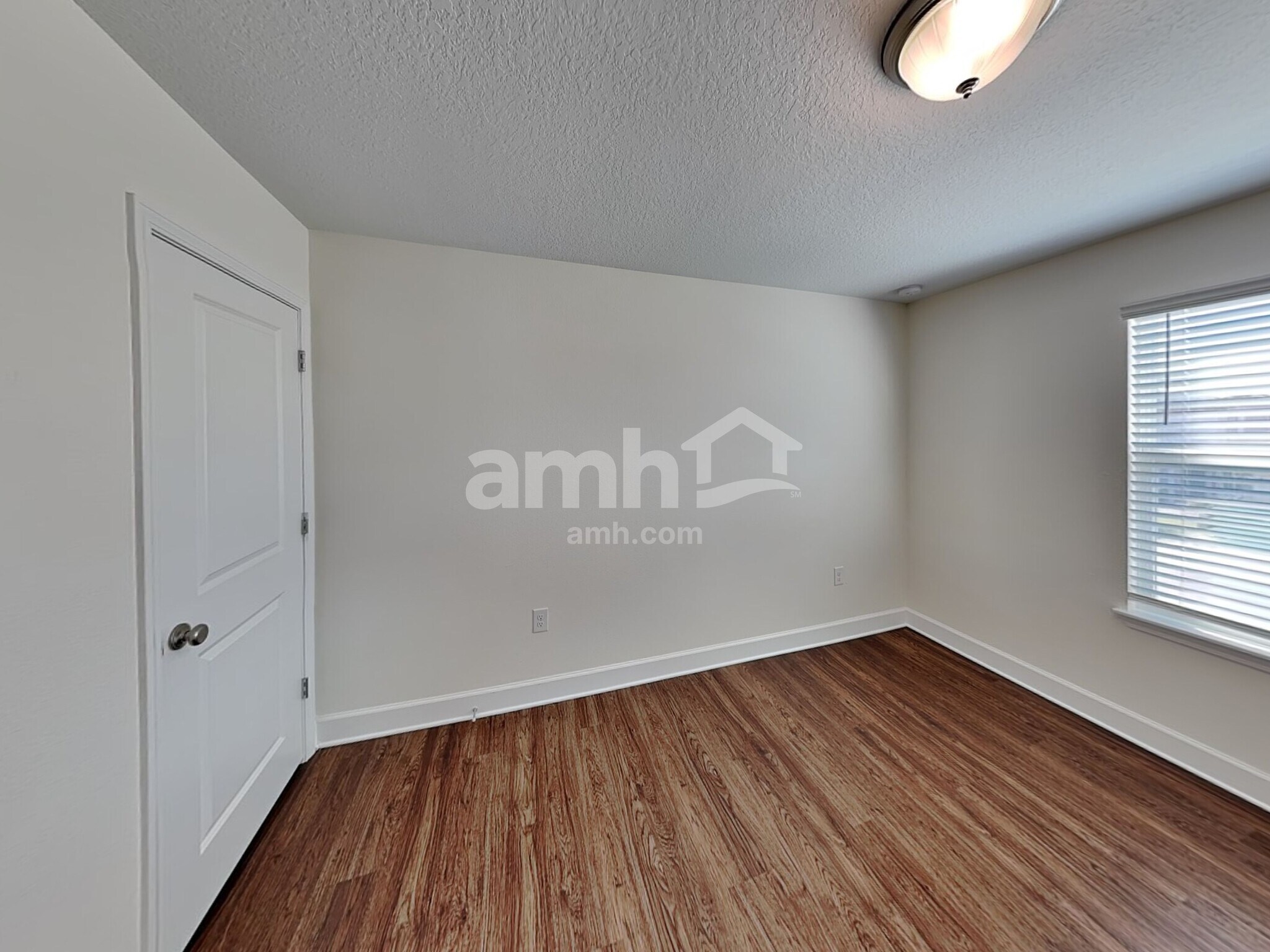 Building Photo - 4615 Reisswood Loop