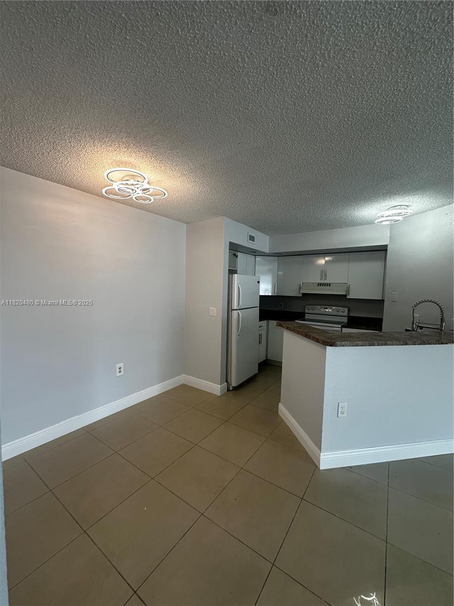 Building Photo - 12760 Vista Isles Dr