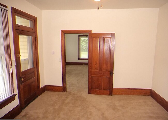 Building Photo - 50 N Fayette St