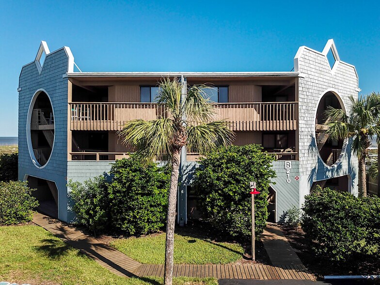 Building Photo - 210 Ocean Hibiscus Dr