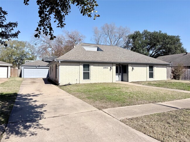 Building Photo - 15914 Mill Hollow Dr