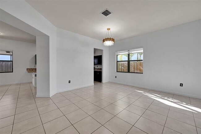 Building Photo - 25241 SW 118th Ave