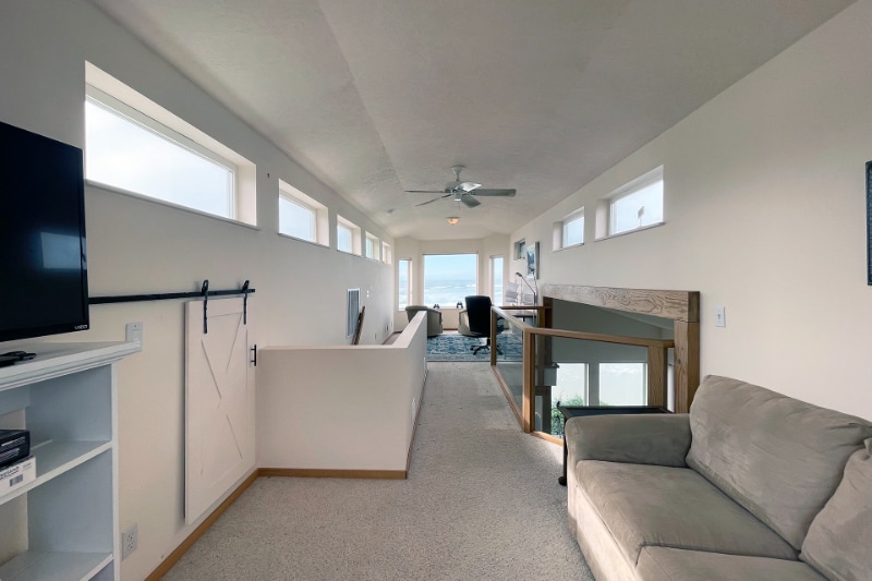 Building Photo - 6437 NW Finisterre Ave