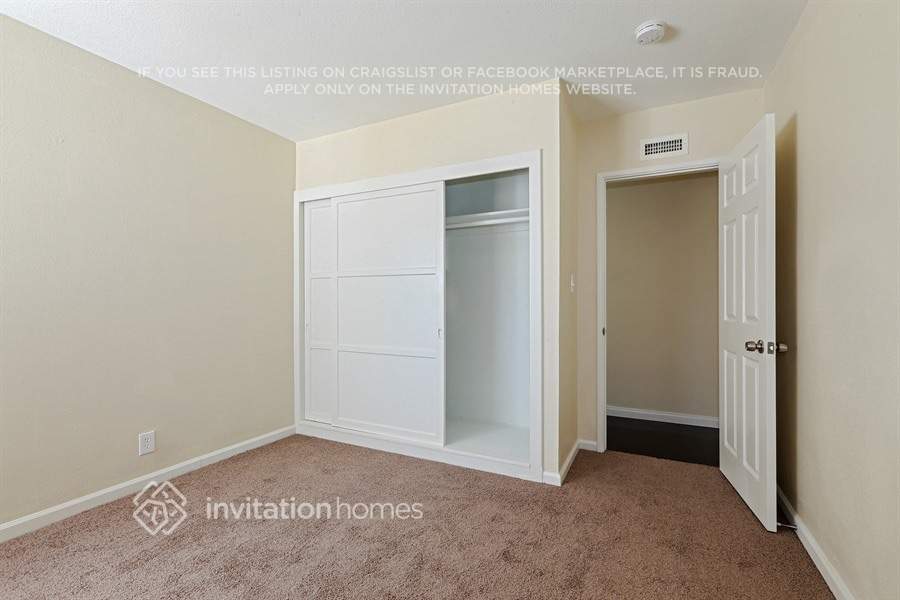 Building Photo - 8017 Lurline Ave