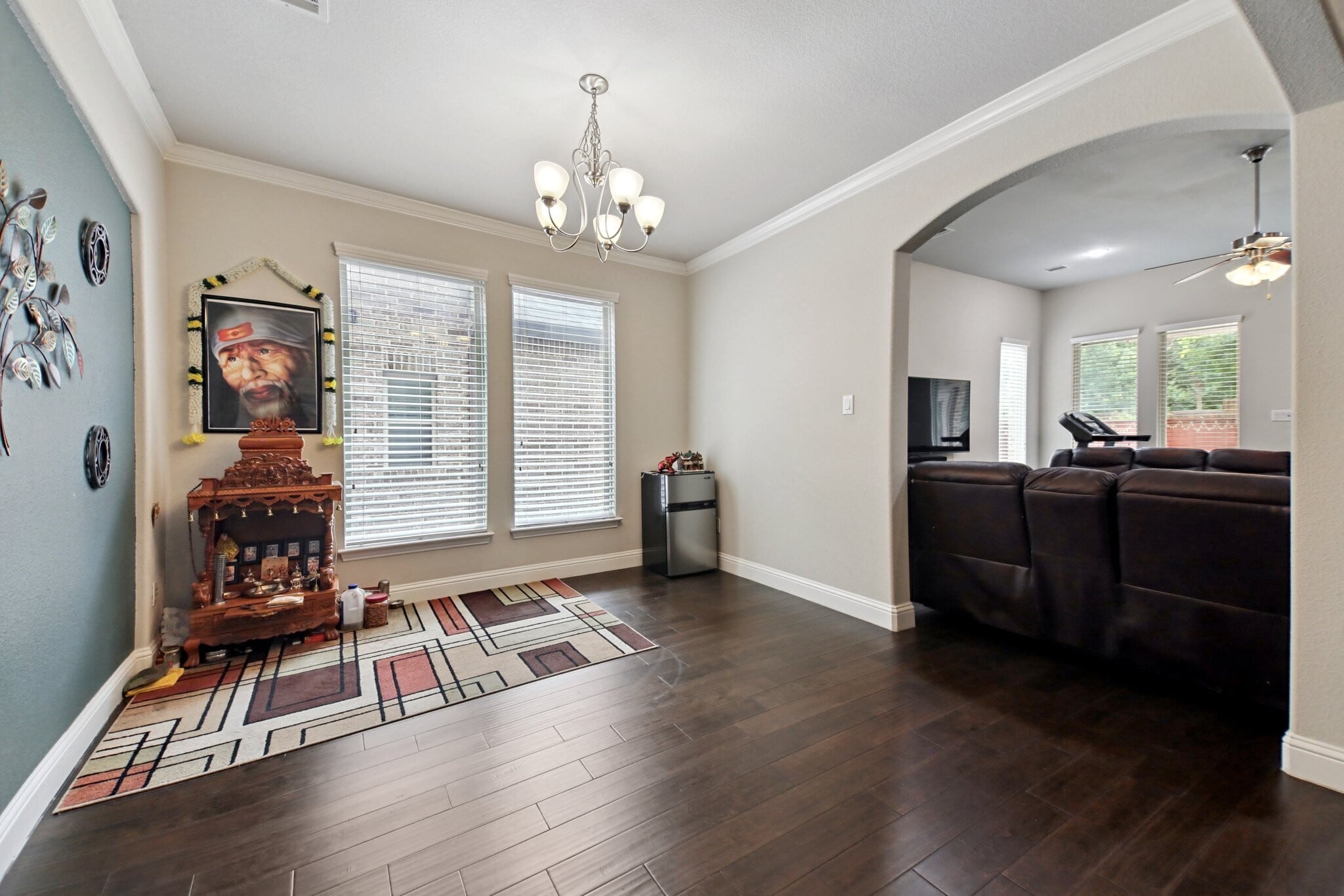 Building Photo - 8613 Tutbury Pl