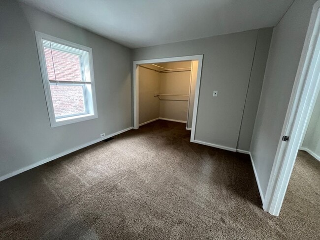 Building Photo - Renovated 3BR house in Portland