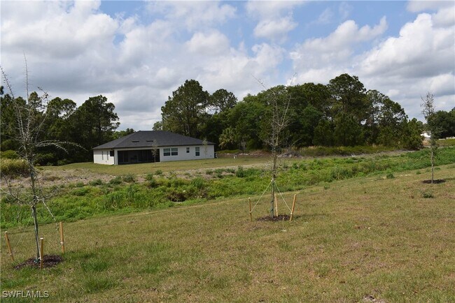 Building Photo - 3945 Constitution Dr