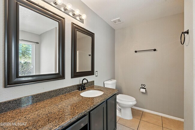 Building Photo - 7997 E Snakeroot Dr