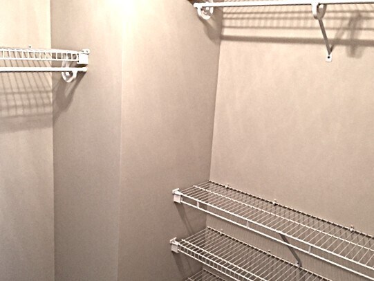 Building Photo - 114 Raindance Rd