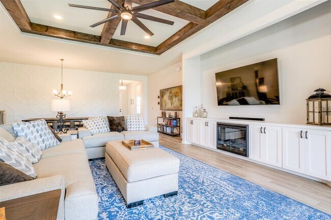 Building Photo - 8313 Silhouette St