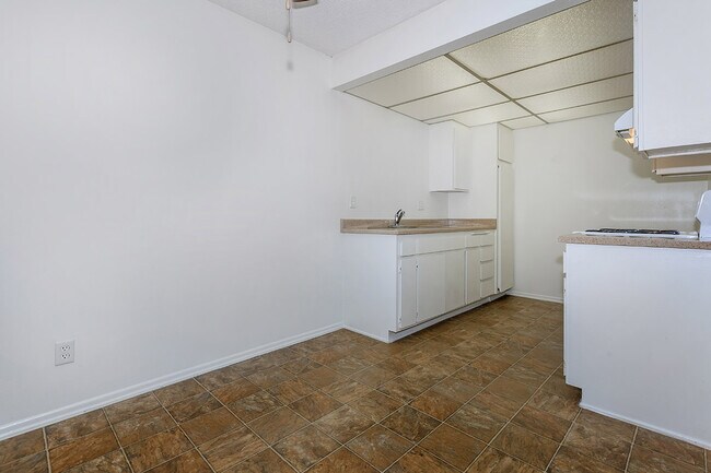 Building Photo - The Monrovia Apartment Homes