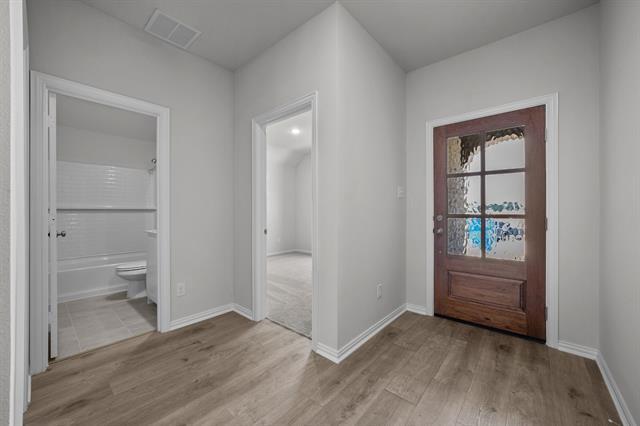 Building Photo - 533 Hickory Rdg Dr