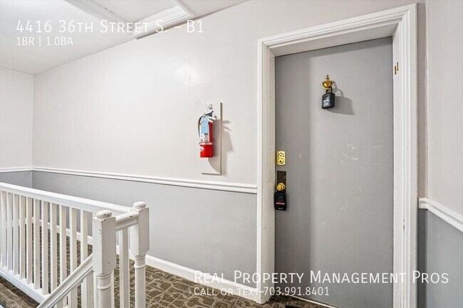 Building Photo - 4416 36th St S