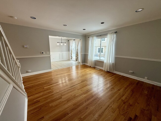 Building Photo - 1963 N Heritage Dr