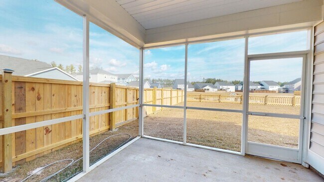 Building Photo - Ideal Home for Rent in Summers Corner Comm...