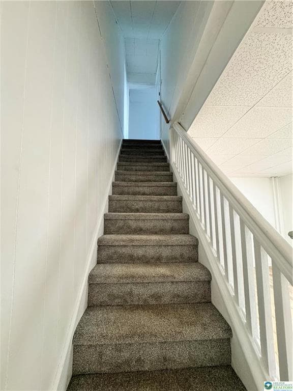 Building Photo - 213 W Chew St