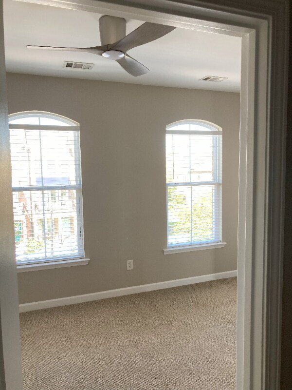 Building Photo - 2922B Yancey Way