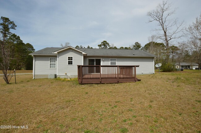 Building Photo - 260 S Creek Dr