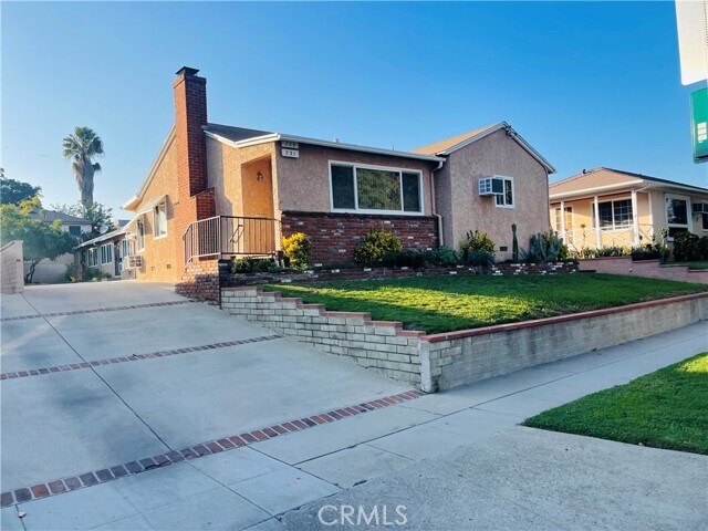 Building Photo - 731 S Almansor St